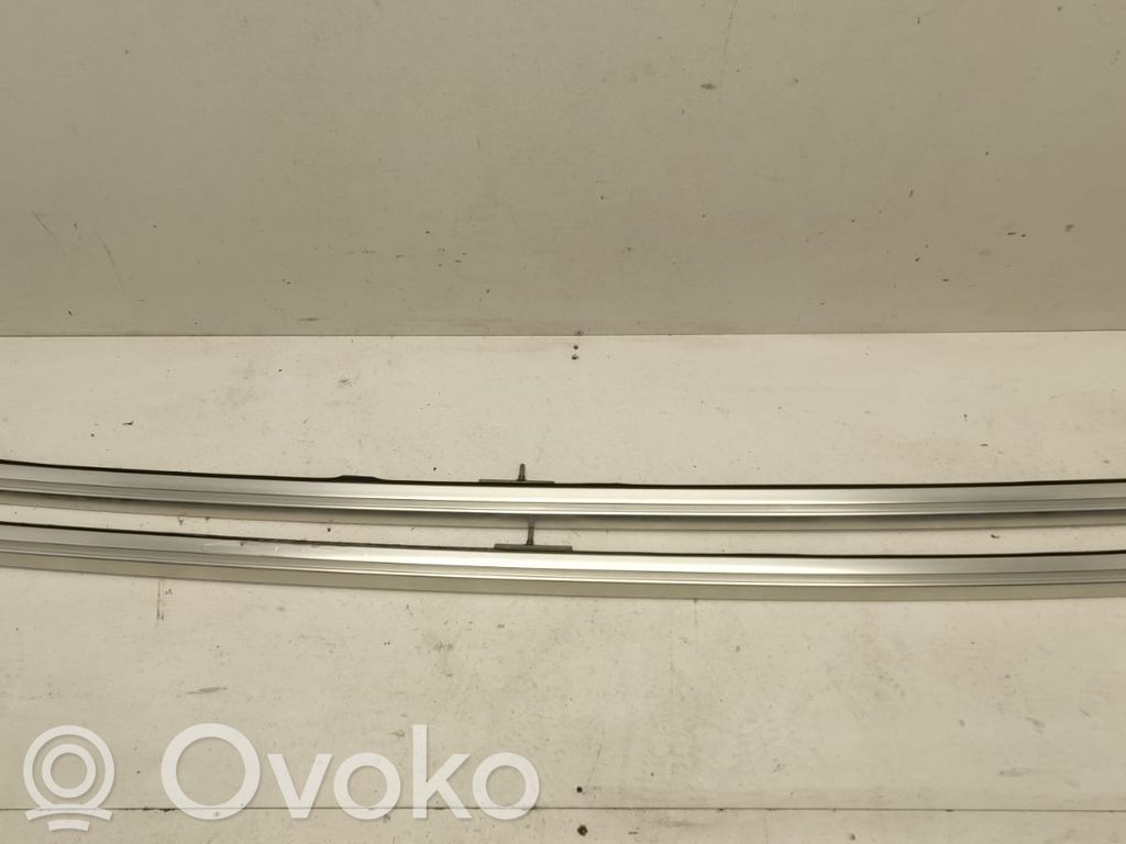 BMW X5 F15 Roof transverse bars on the "horns" 