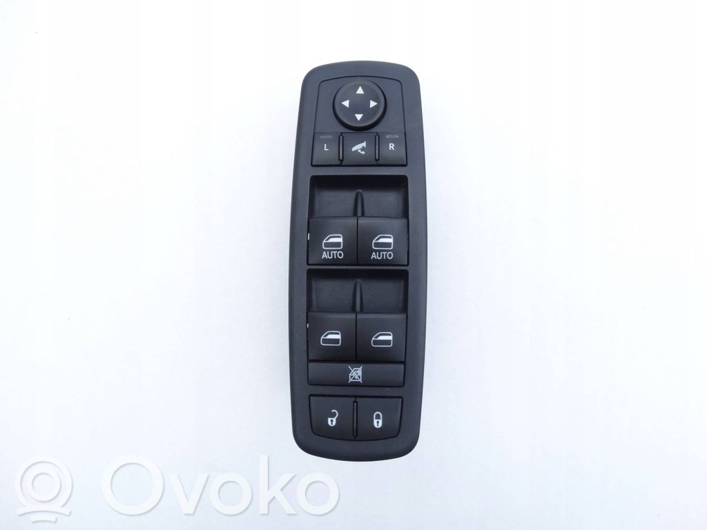 Jeep Cherokee Electric window control switch 