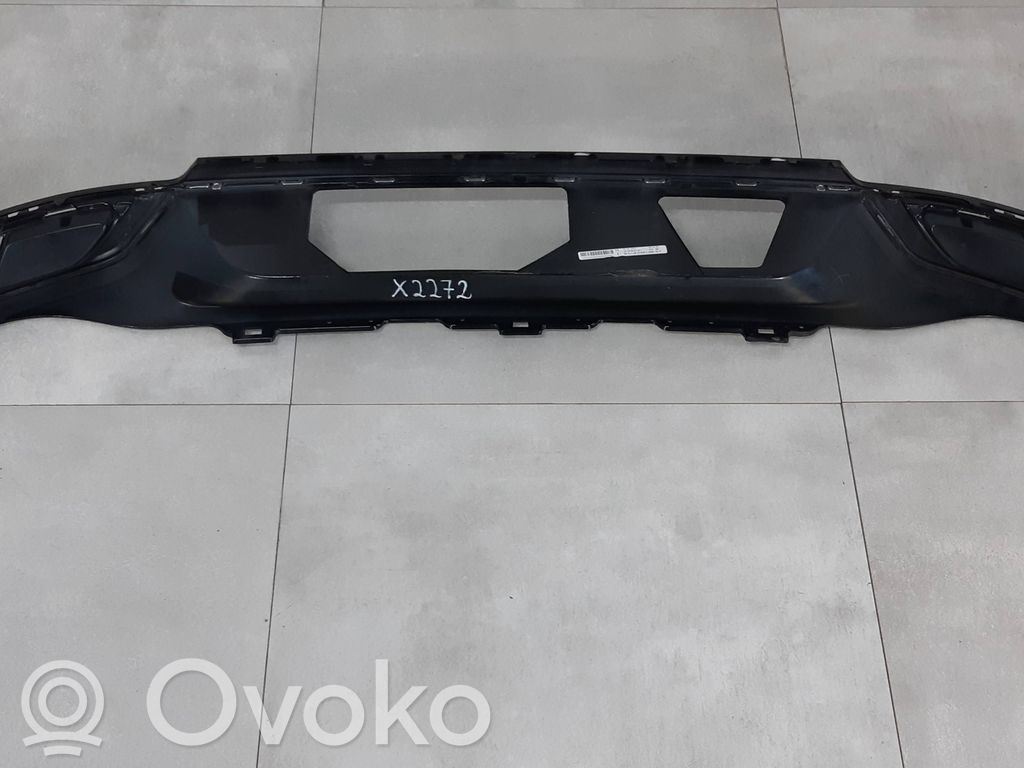 Volkswagen PASSAT B8 Apakšējā bampera daļa 