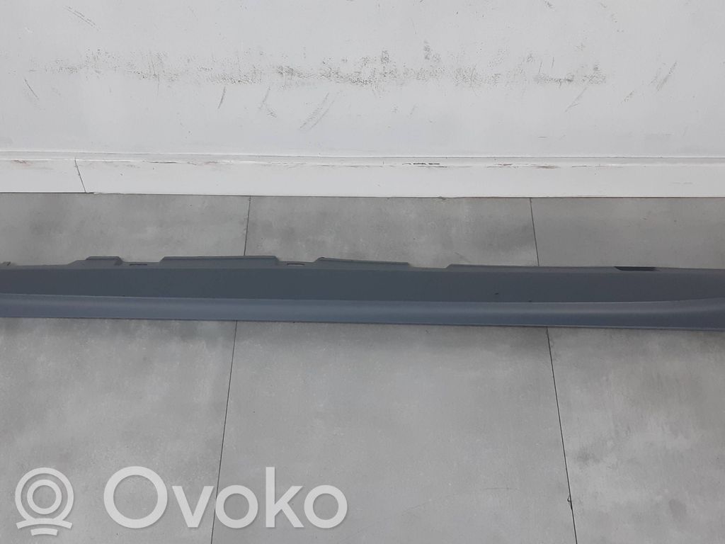 Audi A5 Sill 