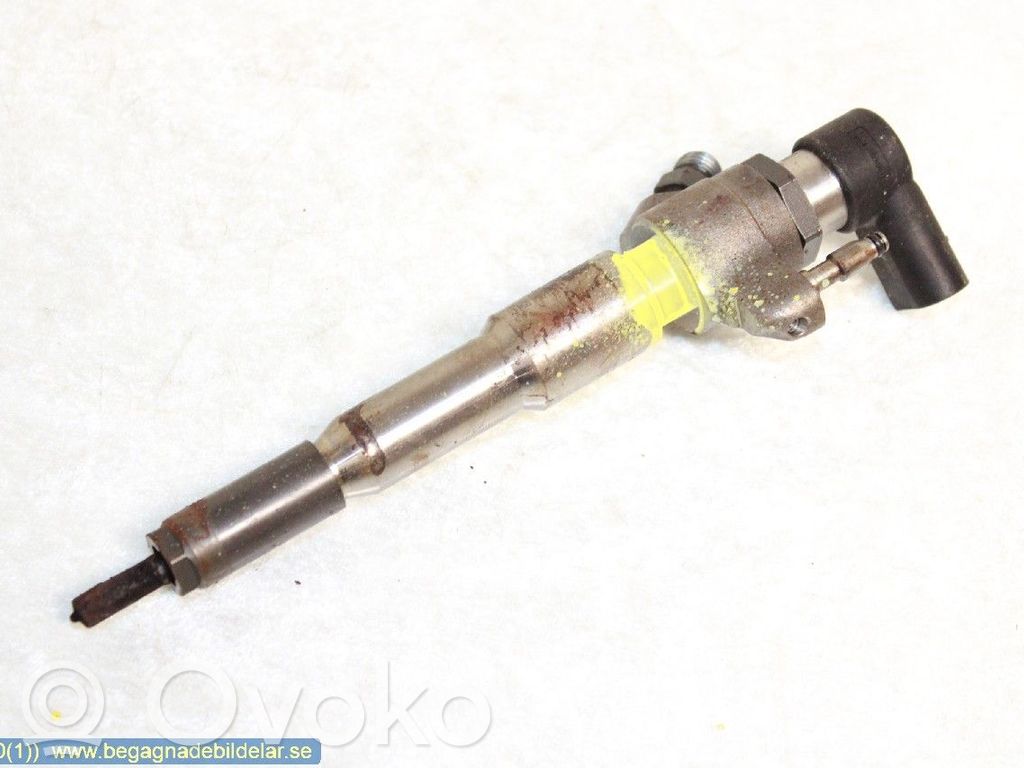 Sprausla (-i)   166000372R,166093282R