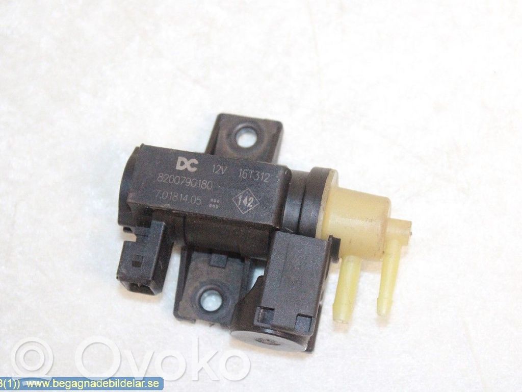 Vacuum valve   8200790180,8200790180,70181405