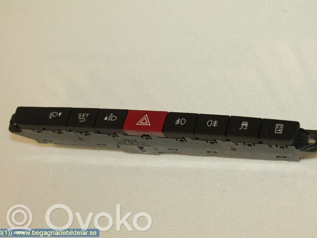 Botón interruptor de luz de peligro   5801655079