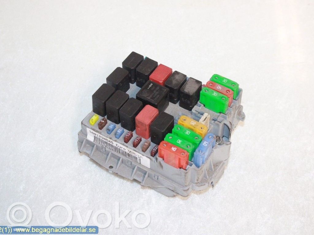 Fuse module   5801294545,5801294296