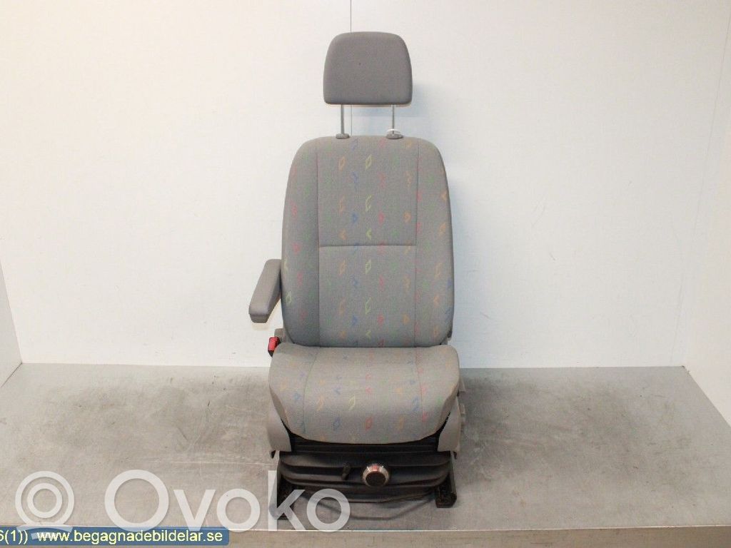 Volkswagen Crafter Kuljettajan istuin 
