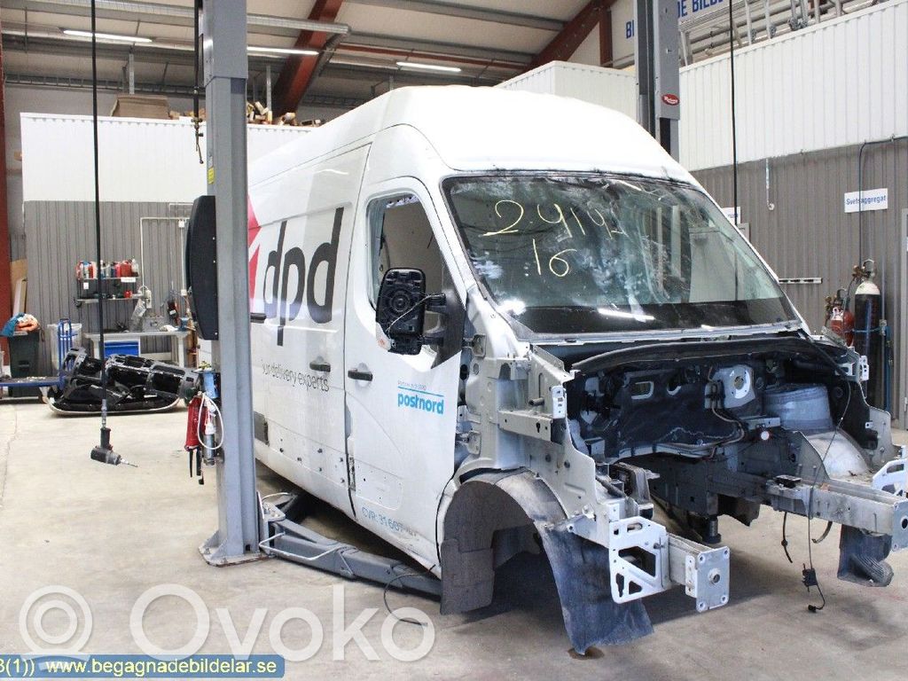 Renault Master III Virsbūve 