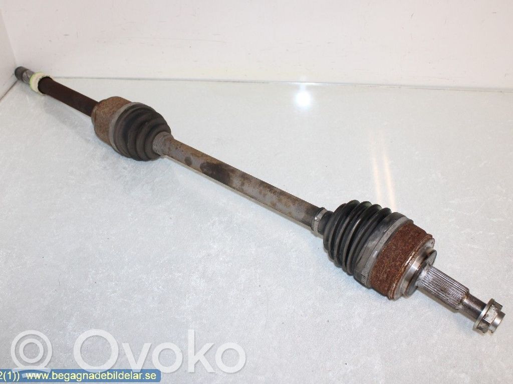 Etuvetoakseli   8200842369,391005187R