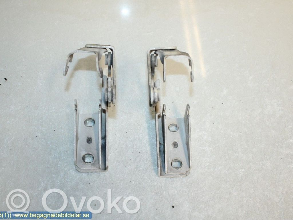 Iveco Daily 6th gen Konepellin saranat 