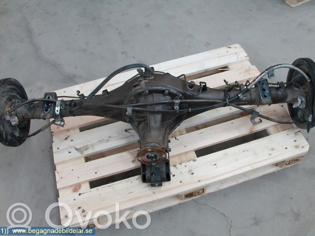 Eje trasero   3711A351,3501A597