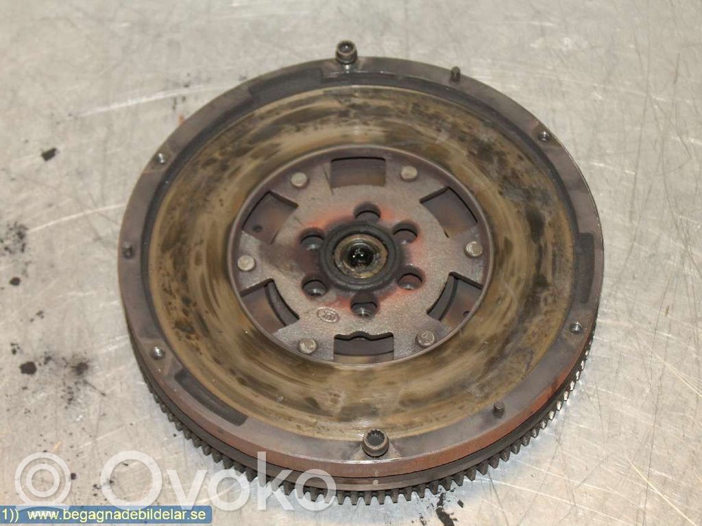 Vauhtipyörä   03L105266BG,03L105266BG