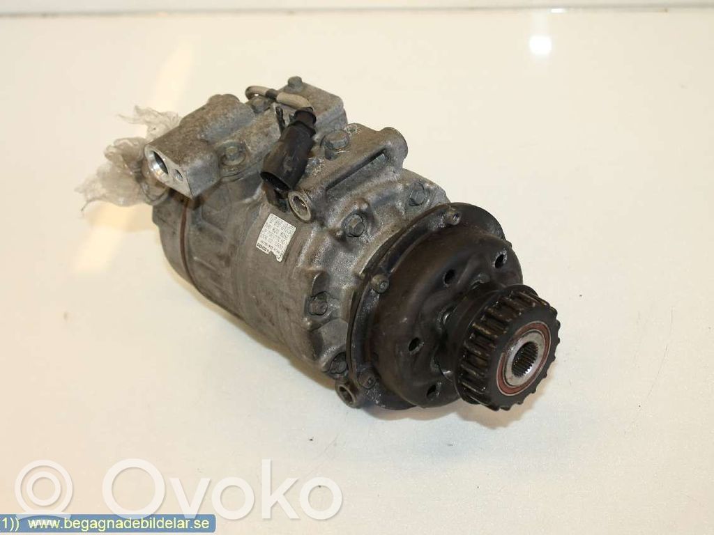 Volkswagen Transporter - Caravelle T5 Kompresor / Sprężarka klimatyzacji A/C 