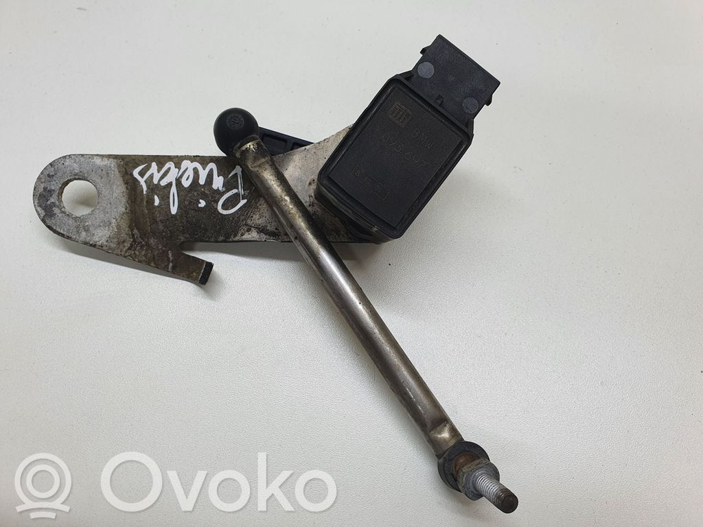 Ajovalon korkeusanturi   1093697,6760824