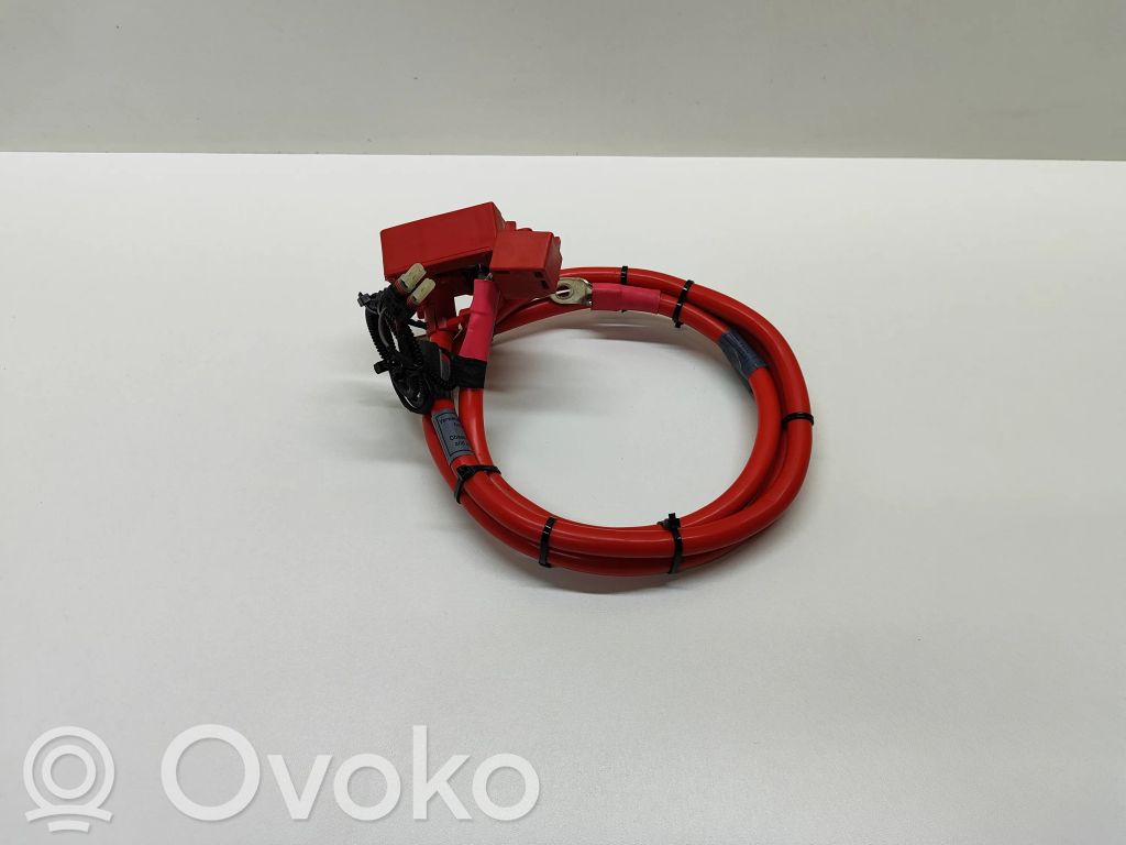 BMW 5 E60 E61 Positive cable (battery) 