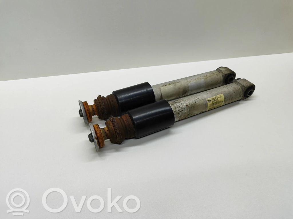 BMW 5 E60 E61 Aizmugurē amortizators 