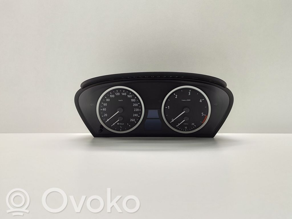 Speedometer (instrument cluster)   6974576,62116974576,6952897