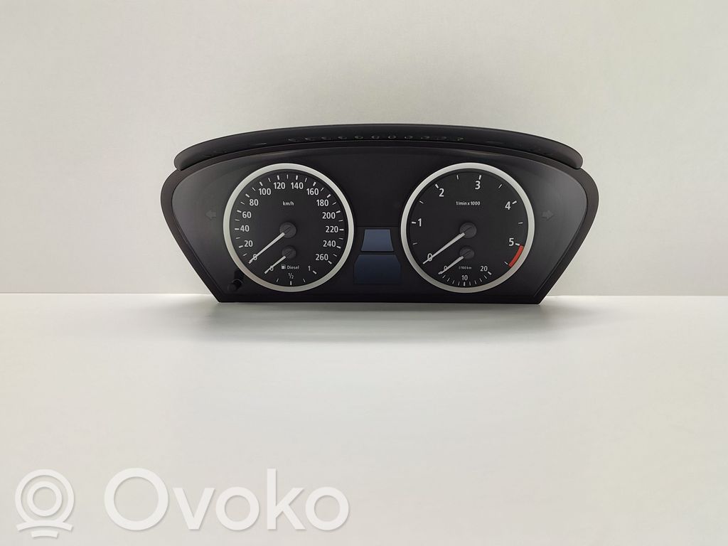 BMW 5 E60 E61 Speedometer (instrument cluster) 