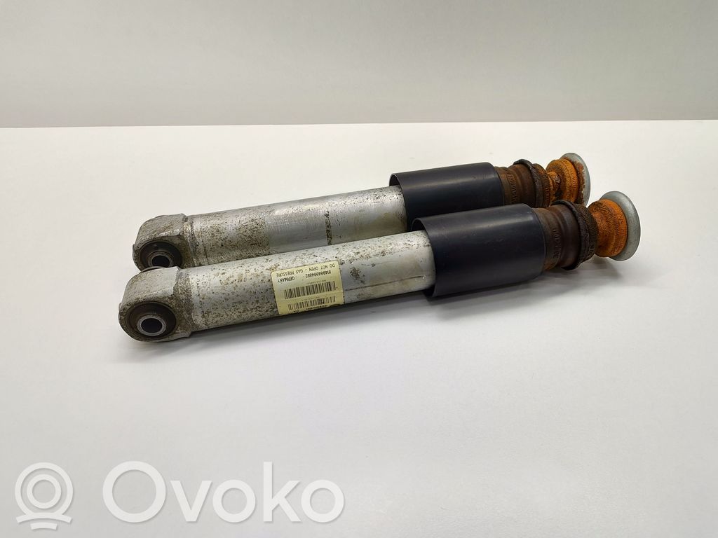 Stoßdämpfer hinten   6786524,678652401,3352678652401,10541315,33526786524