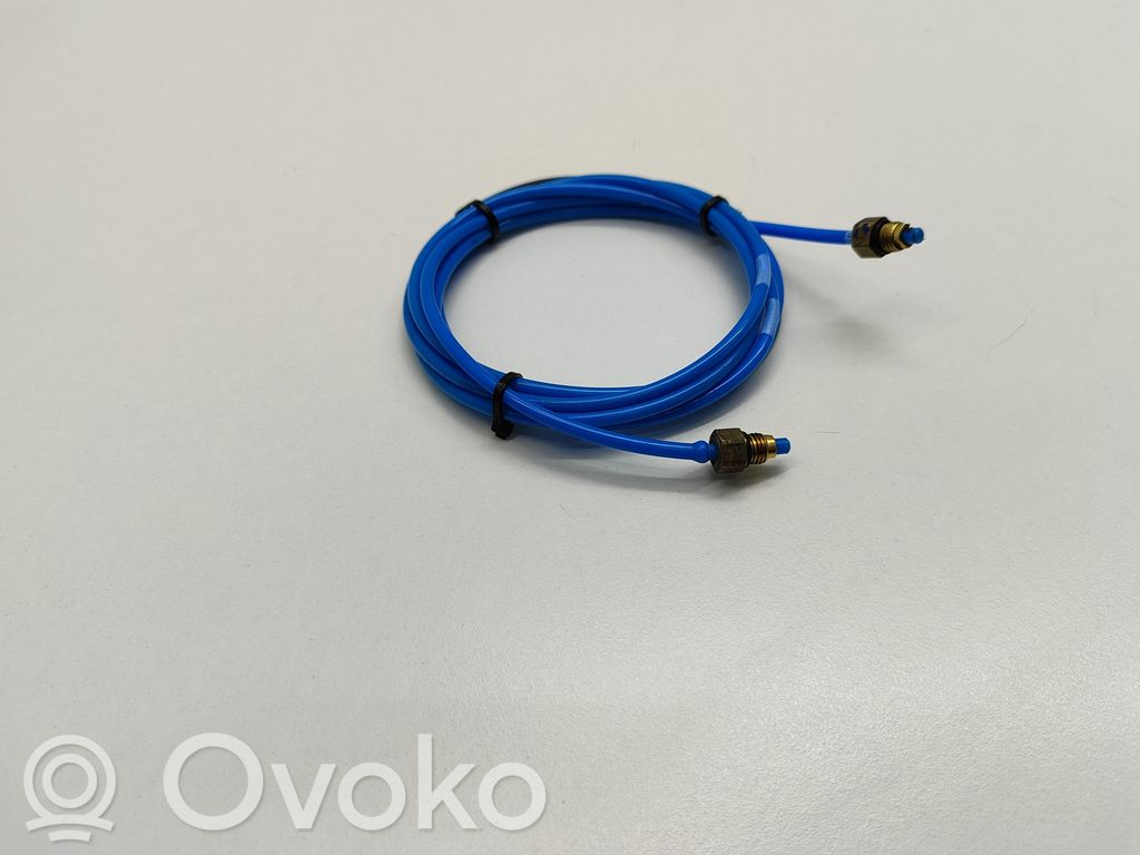 BMW 5 F10 F11 Ilmajousituksen letku, takana 