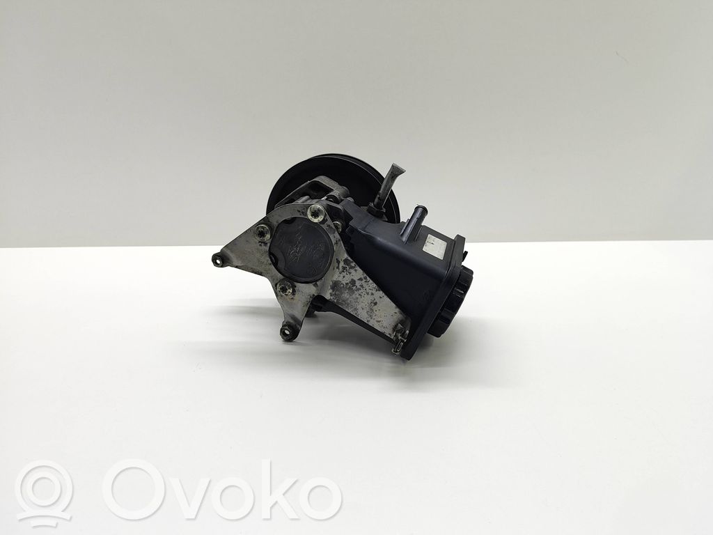 Power steering pump   7787106,32417787106