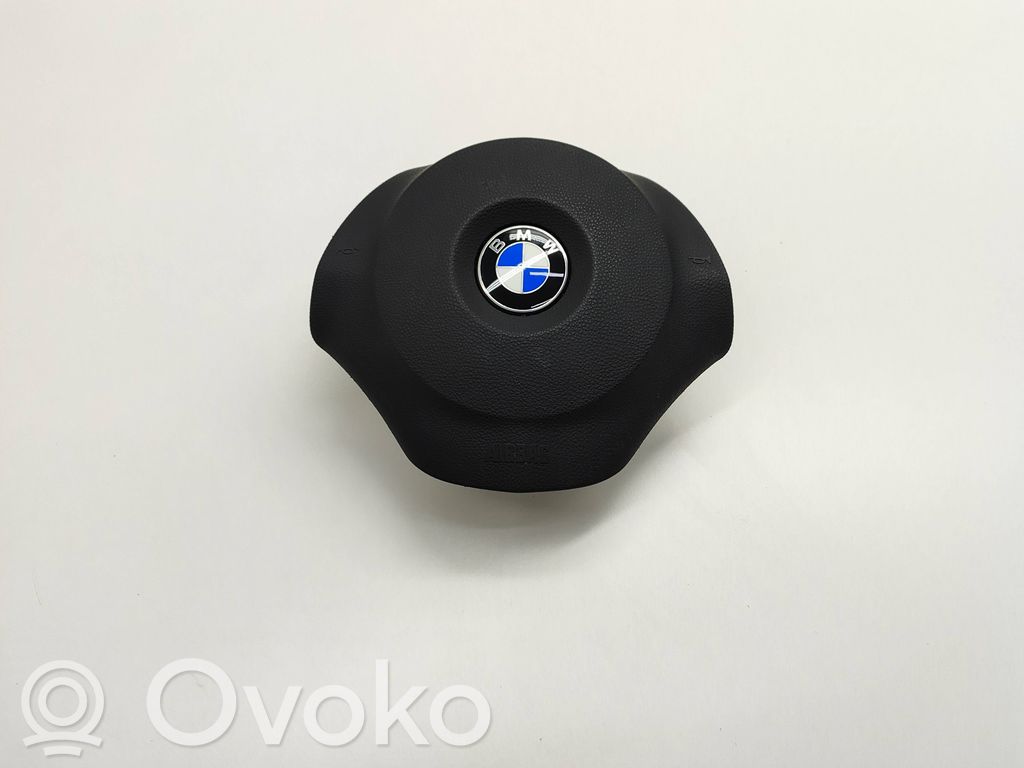 BMW 1 E81 E87 Vairo oro pagalvė 