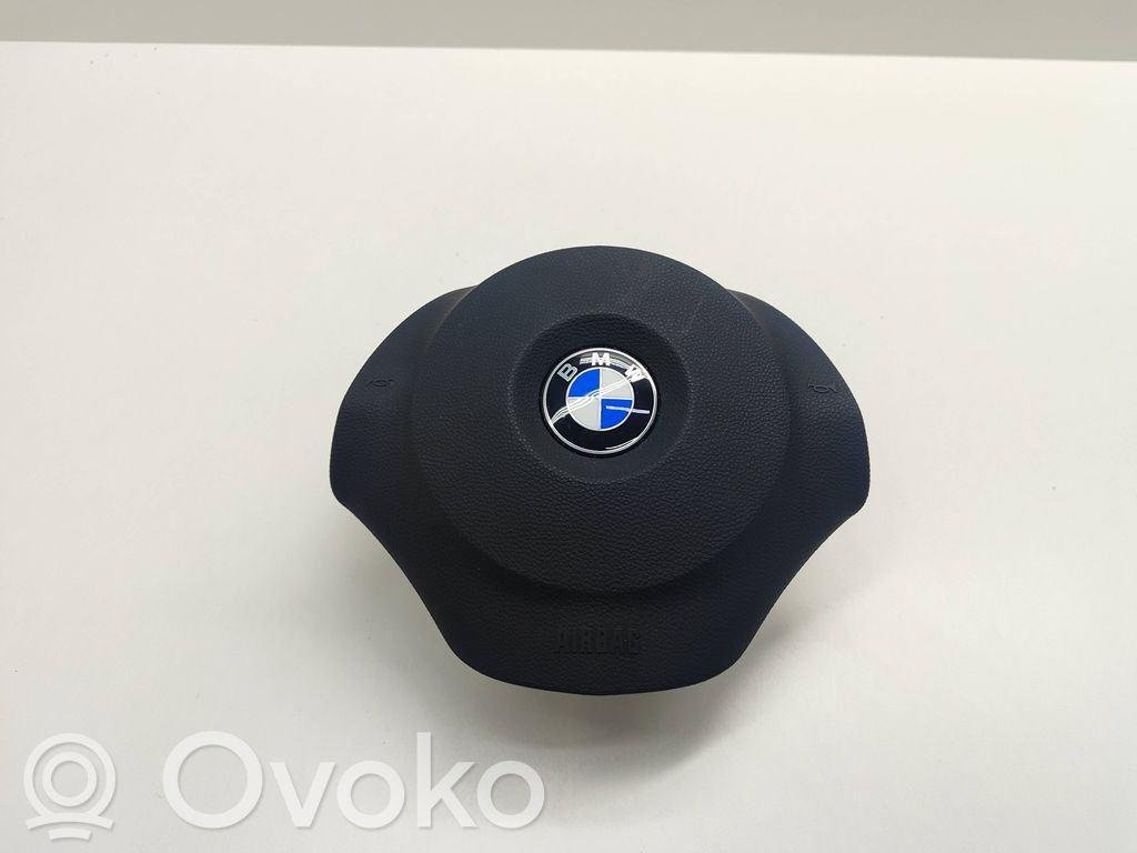 BMW 1 E81 E87 Vairo oro pagalvė 