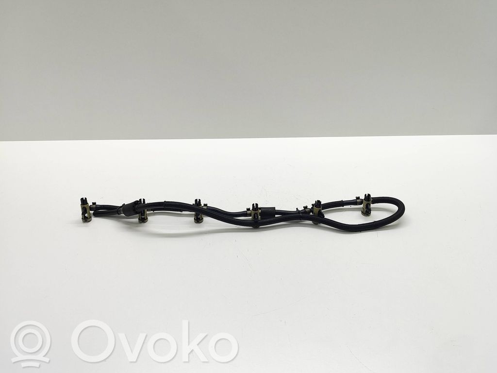 Fuel return line/hose   7799962,779996201,13537799962,1353779996201