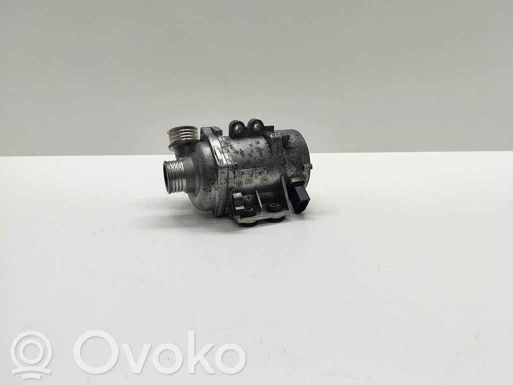 BMW 5 E60 E61 Water pump 