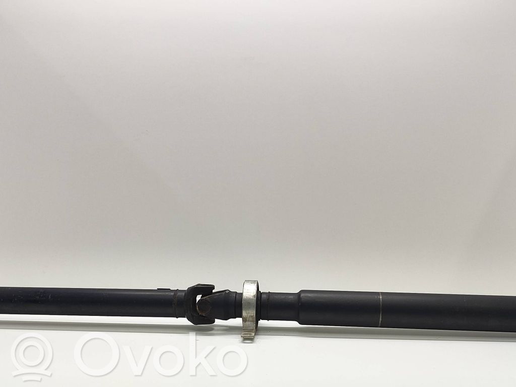 BMW 5 E60 E61 Kardanas komplekte 
