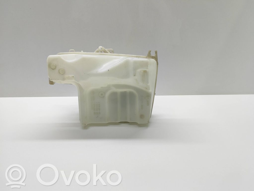 BMW 5 E60 E61 Zbiornik płynu do spryskiwaczy szyby przedniej / czołowej 