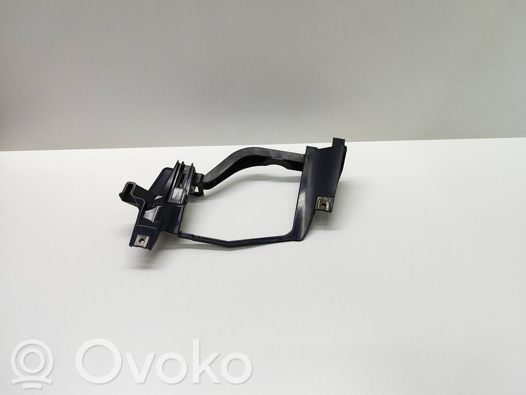 BMW 5 E60 E61 Support phare frontale 