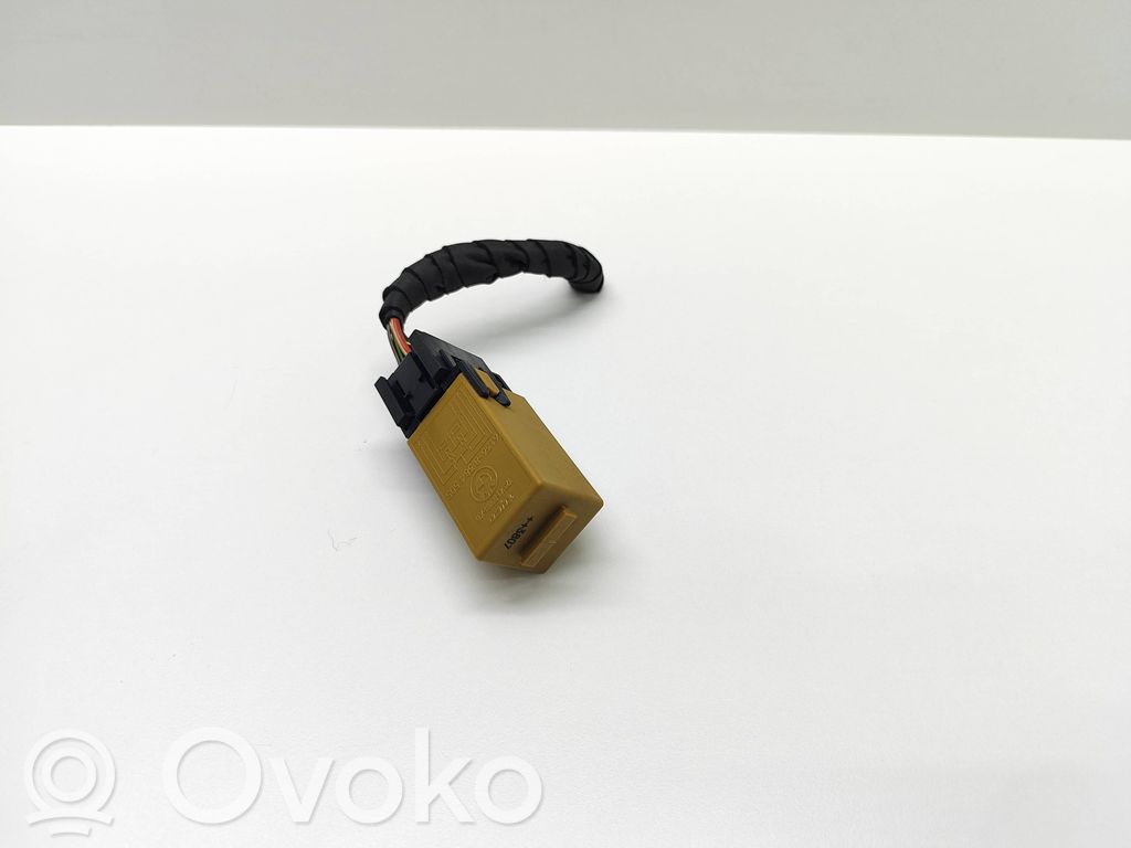 Реле стеклоочистителей   8384505,61368384505