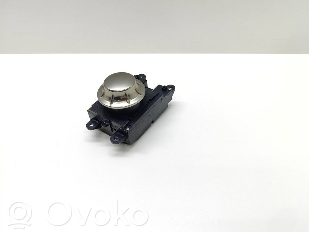 BMW 5 E60 E61 Unidad central de control multimedia 