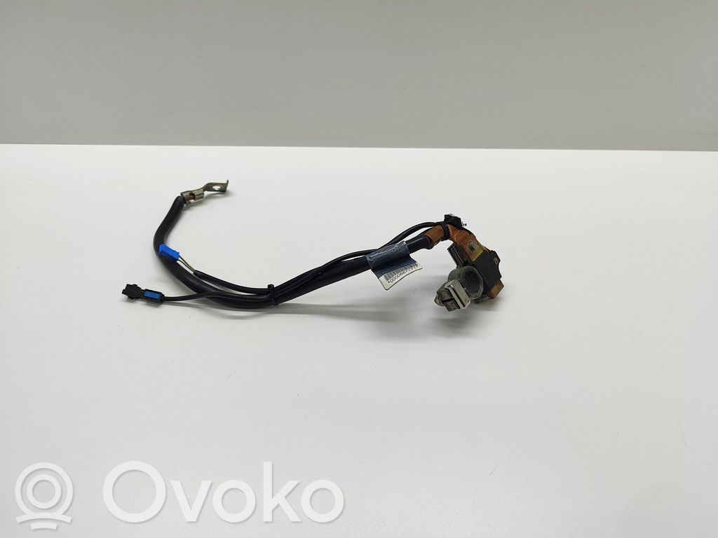 BMW 5 E60 E61 Mīnusa vads (akumulatora) 