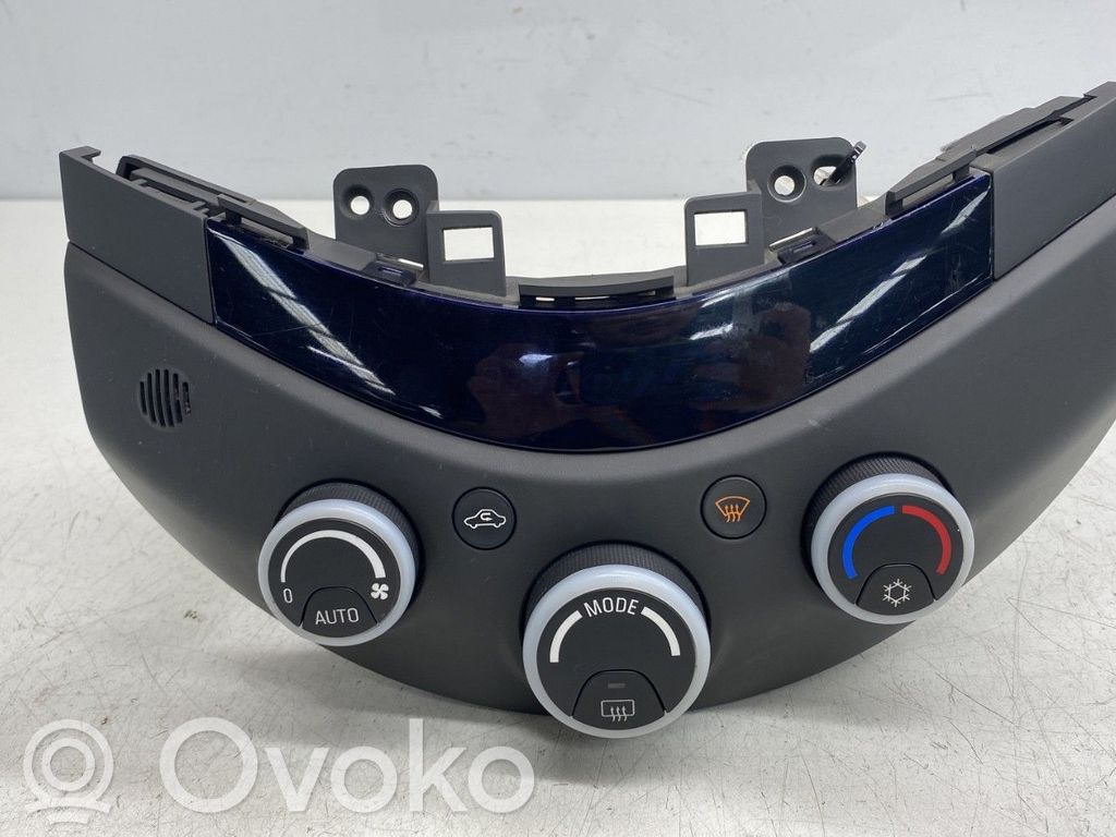 Chevrolet Spark Climate control unit 