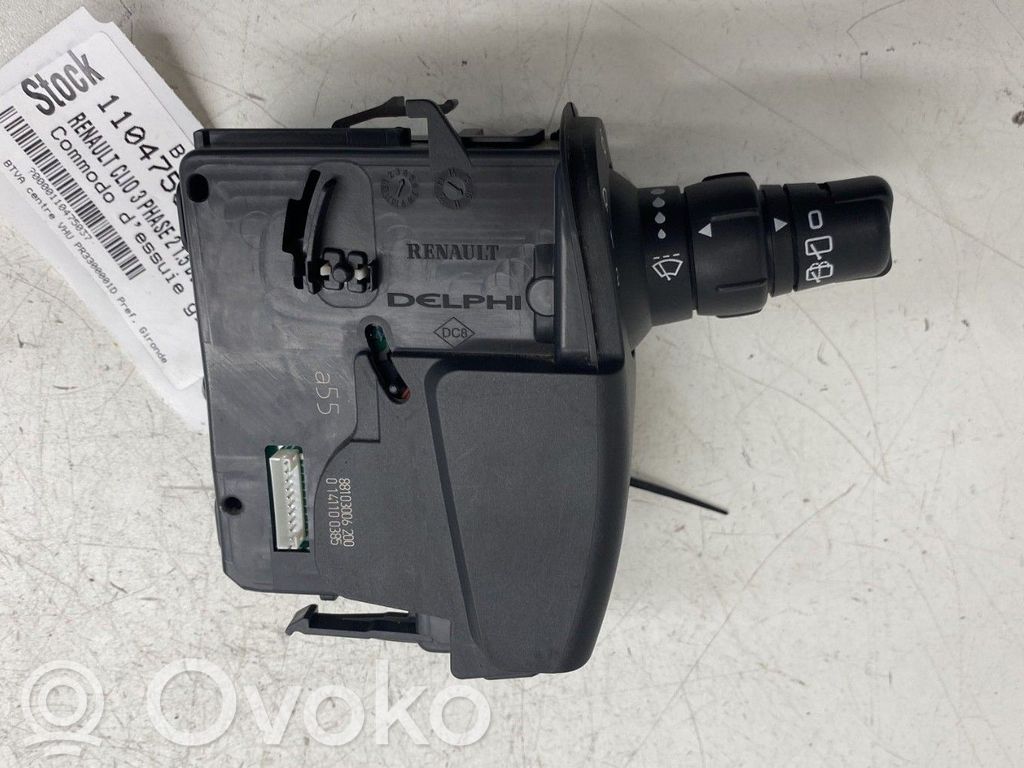 Renault Clio III Wiper control stalk 