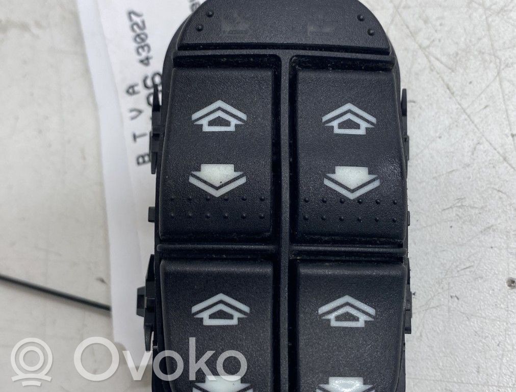 Ford Focus Electric window control switch 