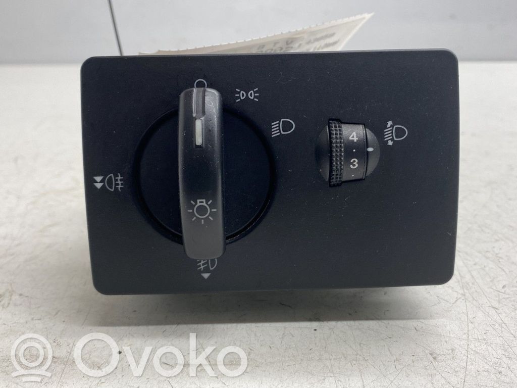 Ford Fiesta Light switch 