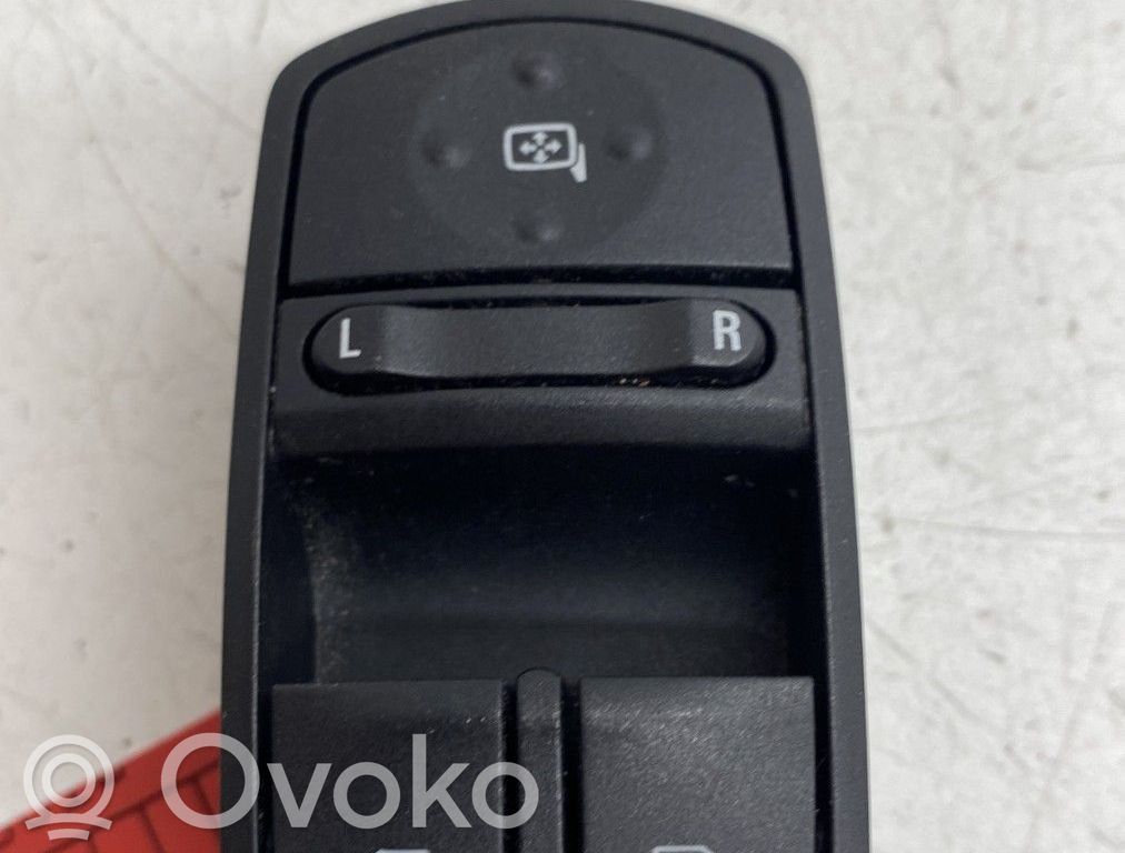 Electric window control switch   13430018