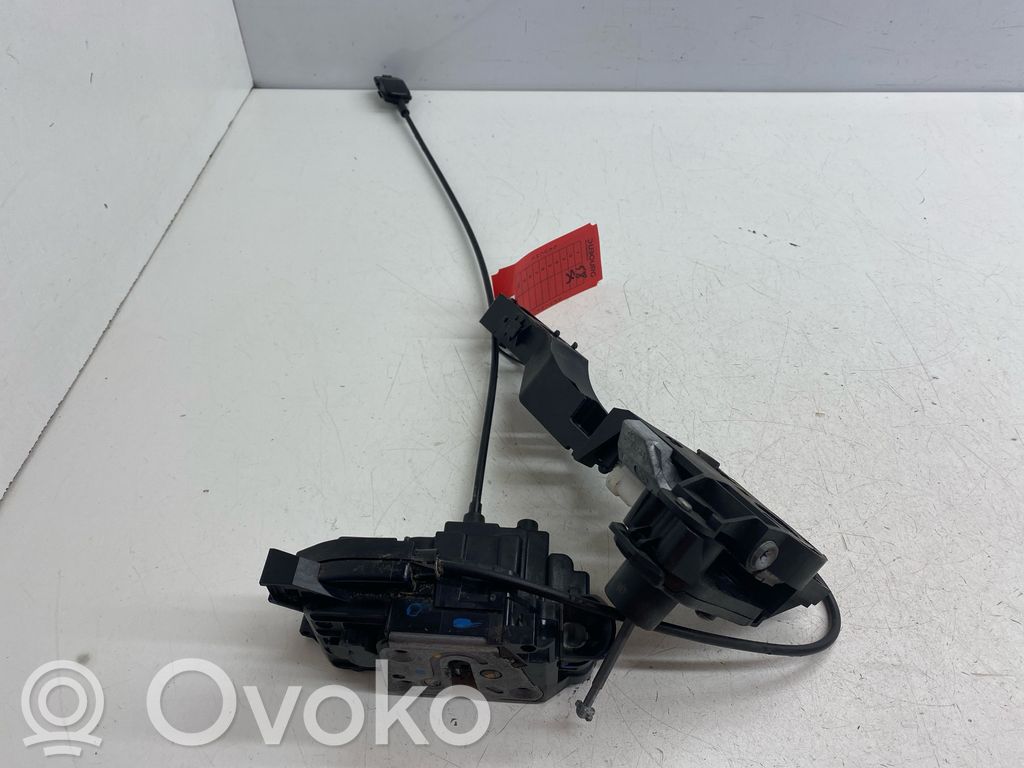 Front door lock   8200219246