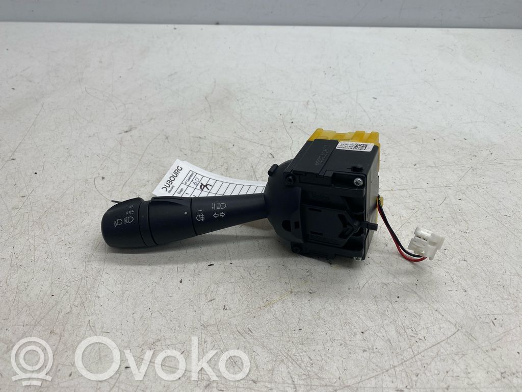 Renault Twingo III Indicator stalk 