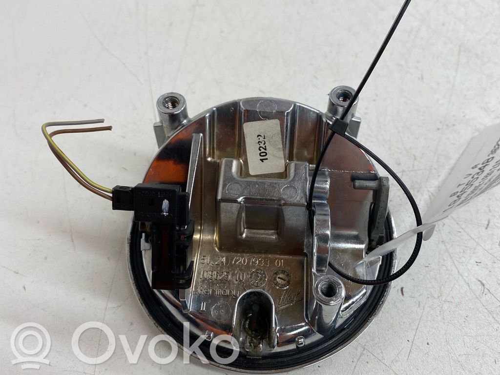 BMW 1 E81 E87 Tailgate opening switch 