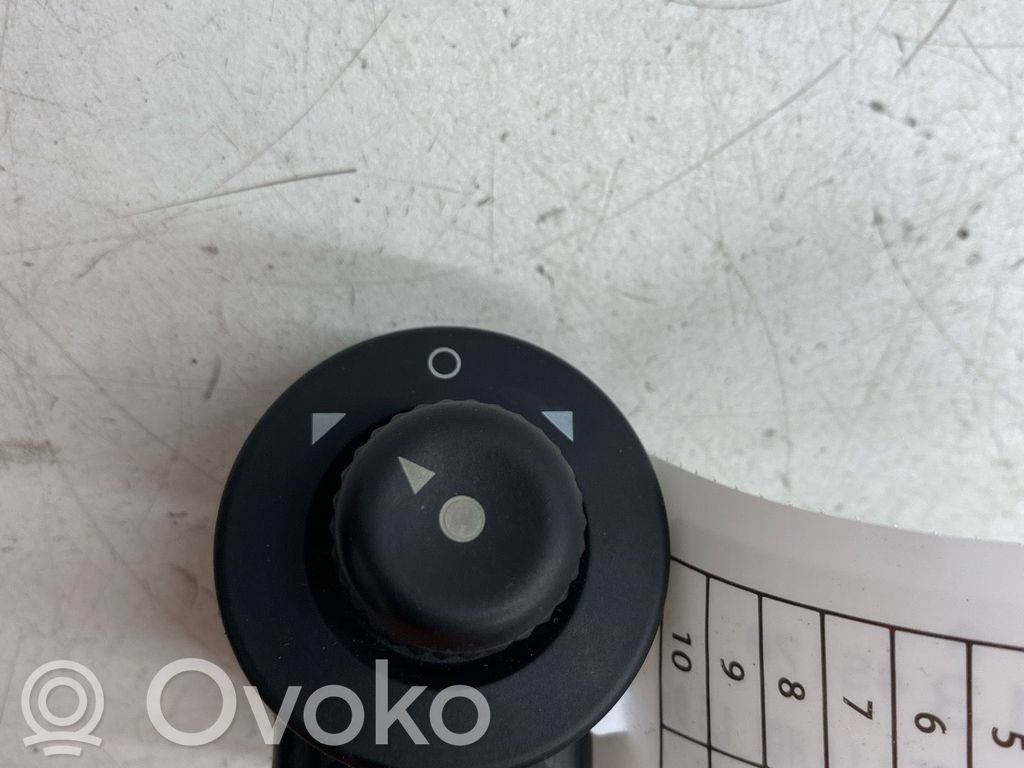 Peugeot Partner Wing mirror switch 