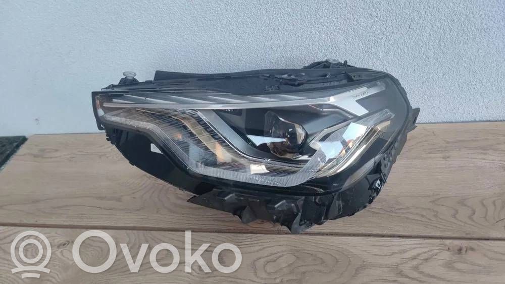 BMW 2 G42 Scheinwerfer 
