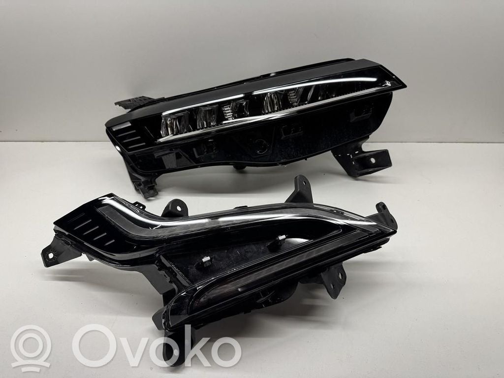 Renault Megane E-Tech LED Daytime headlight 