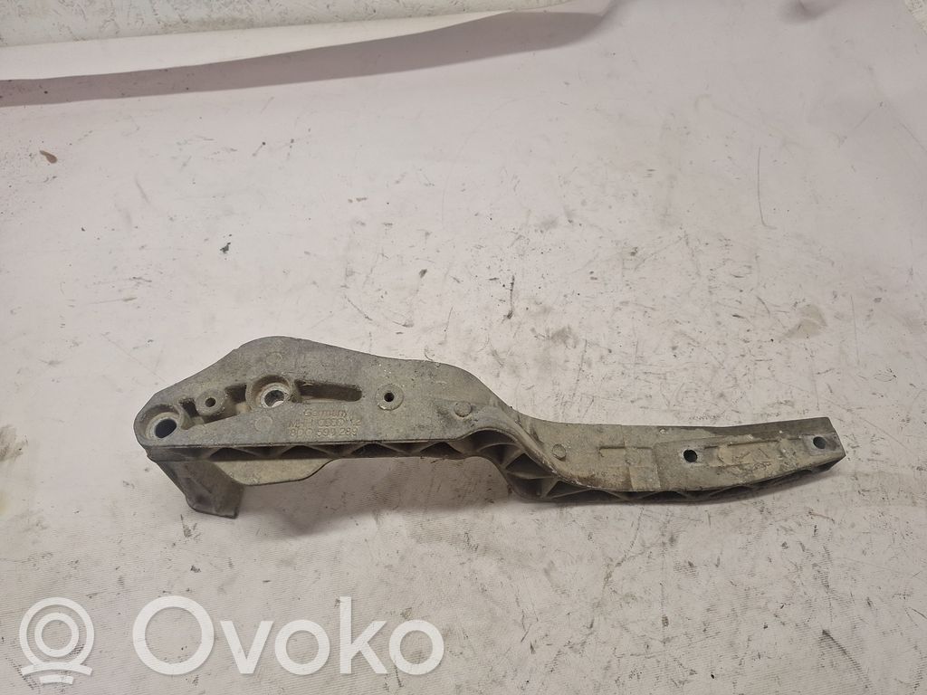Audi A4 S4 B5 8D Rear differential/diff mount bracket 