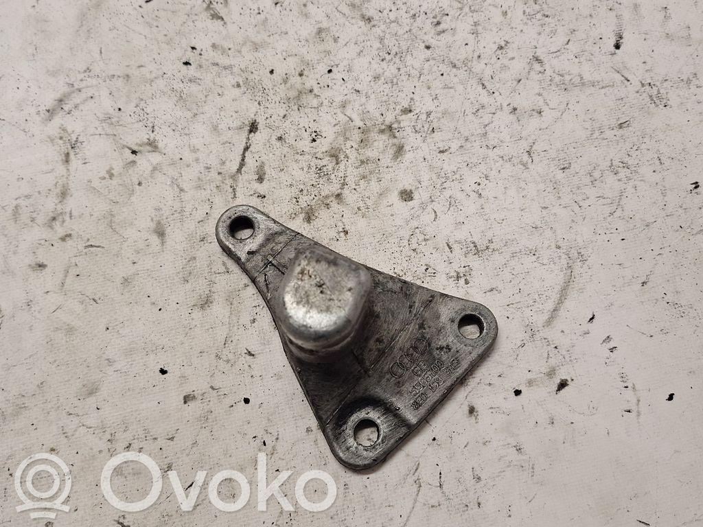 Audi A4 S4 B7 8E 8H Łapa / Mocowanie silnika 