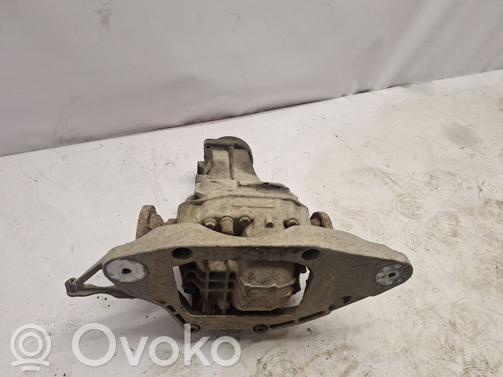 Audi A8 S8 D4 4H Galinis reduktorius 