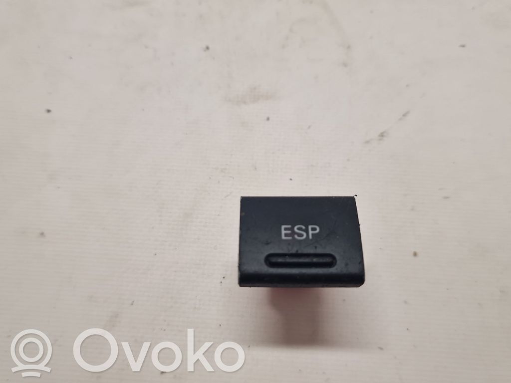 Audi A6 S6 C5 4B Interruptor del sensor de aparcamiento (PDC) 