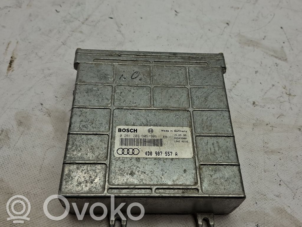 Audi A8 S8 D2 4D Moottorin ohjainlaite/moduuli 