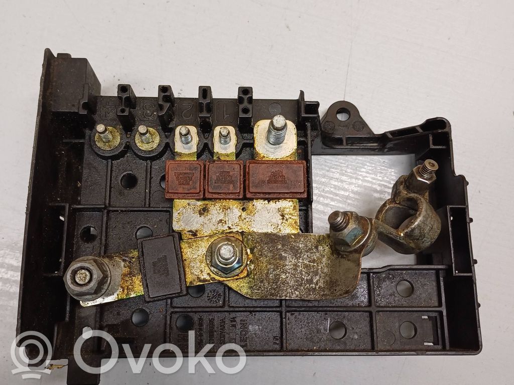 Opel Astra J Módulo de fusible 